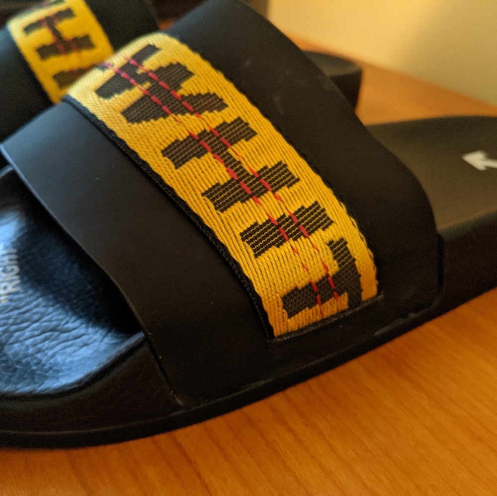 Off White Industrial Slides - Picture 3 of 7